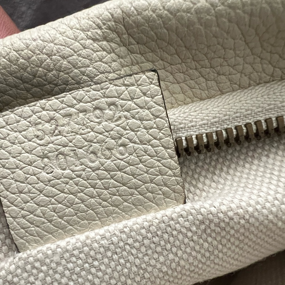 👑✅PRICE FIRM✅👑Gucci Small White Waist Bum Bag. NWOT - Picture 10 of 17